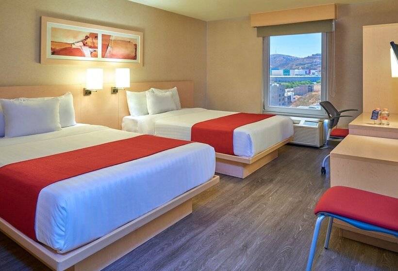 Standard Room 2 Double Beds, City Express Zacatecas