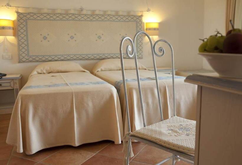 Standard Room Adapted for people with reduced mobility, Costa Caddu