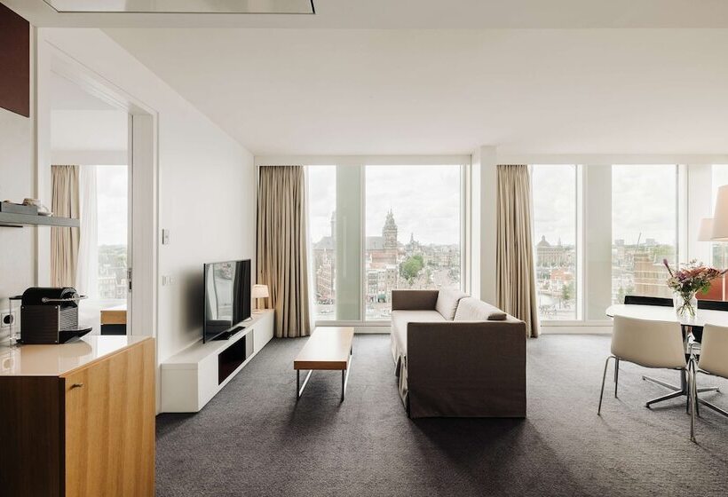 Suite Ejecutiva, Doubletree By Hilton  Amsterdam Centraal Station