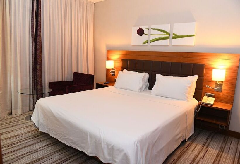 اتاق خانوادگی, Hilton Garden Inn Konya, Turkey