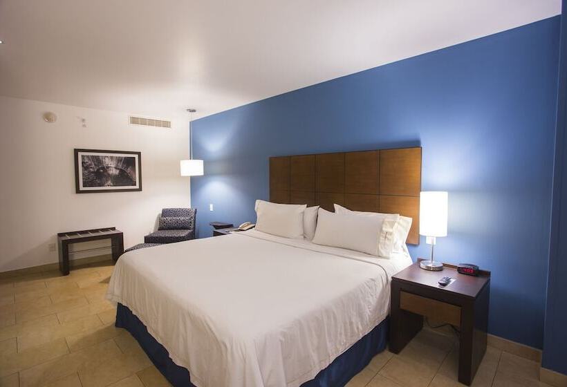 سوییت, Holiday Inn Express Mérida, An Ihg