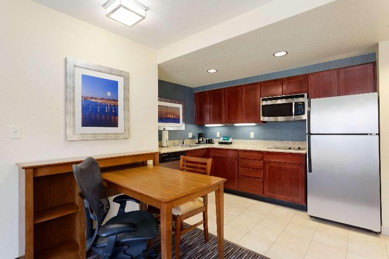 Standard Studio King Bed, Homewood Suites By Hilton San Diego Airportliberty Station