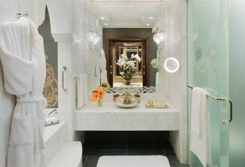 اتاق لوکس با تخت بزرگ, Jumeirah Zabeel Saray Dubai