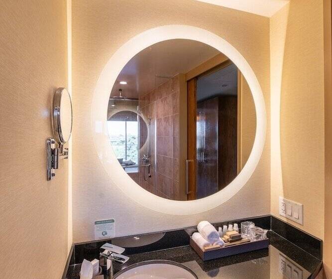 اتاق اجرایی, Miyako Hybrid Hotel Torrance