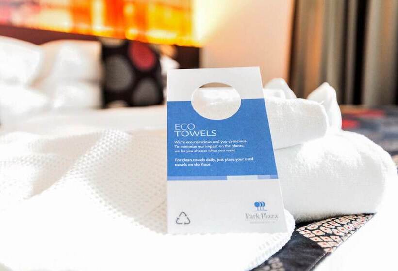 سوییت جونیور, Park Plaza Bangkok Soi 18