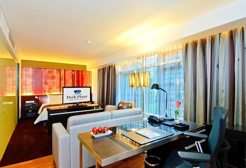 سوییت جونیور با چشم‌انداز شهر, Park Plaza Bangkok Soi 18