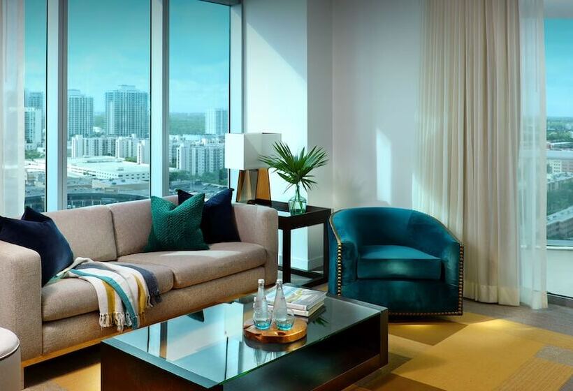 سوییت, Sole Miami A Noble House Resort