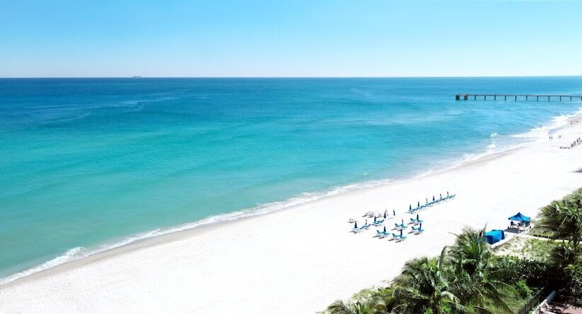 سوییت با چشم‌انداز دریا, Sole Miami A Noble House Resort