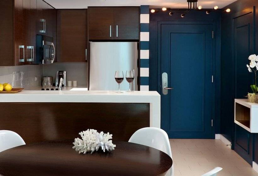 سوییت با چشم‌انداز دریا, Sole Miami A Noble House Resort