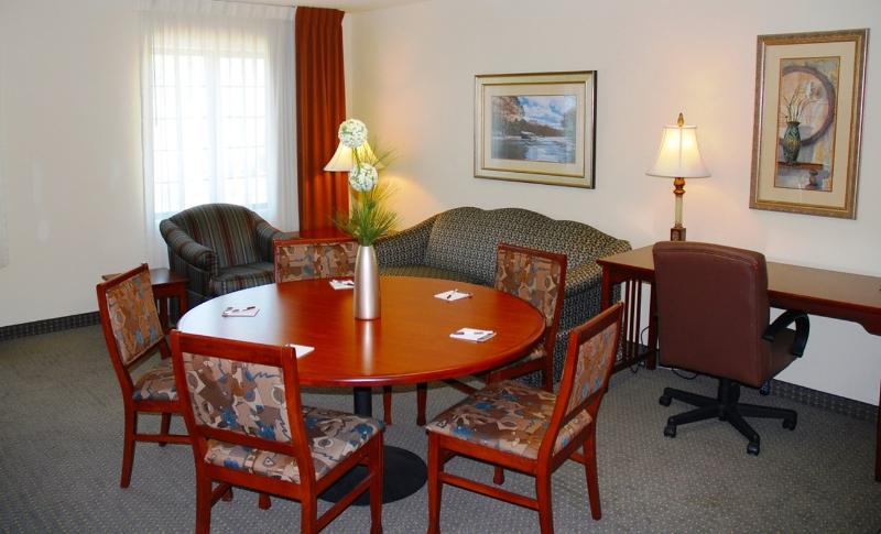 سوییت, Comfort Inn & Suites