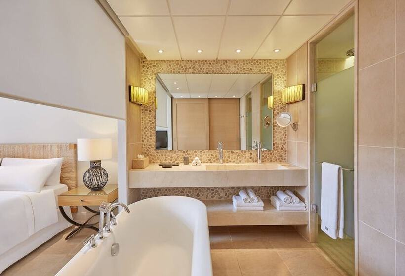 سوییت خانوادگی, The Westin Resort Costa Navarino