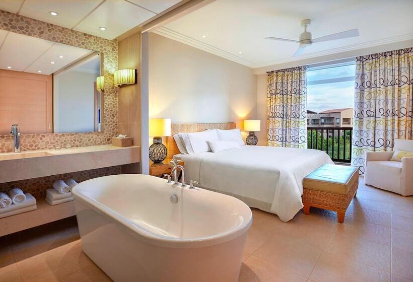 سوییت خانوادگی, The Westin Resort Costa Navarino