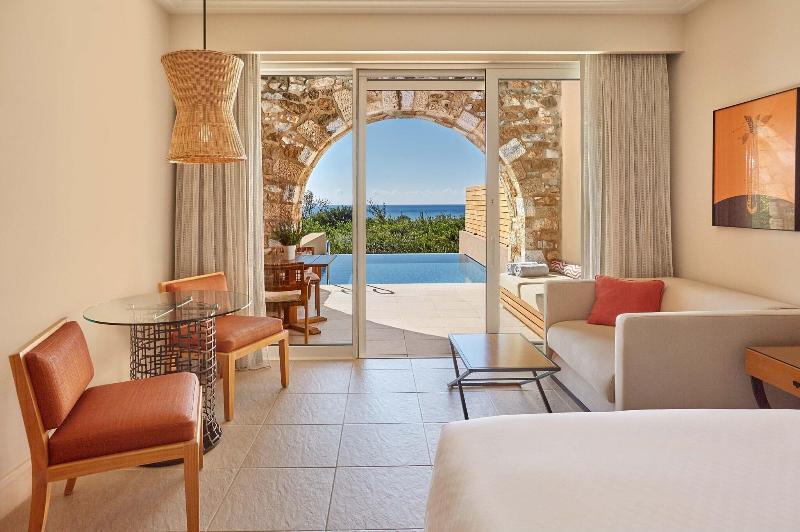 اتاق پرمیوم با چشم‌انداز دریا, The Westin Resort Costa Navarino