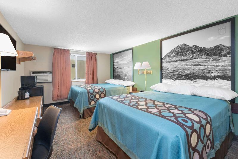 اتاق سوپریور با چشم‌انداز باغ, The Westin Resort Costa Navarino