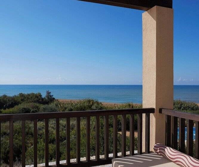 اتاق پرمیوم با چشم‌انداز دریا, The Westin Resort Costa Navarino