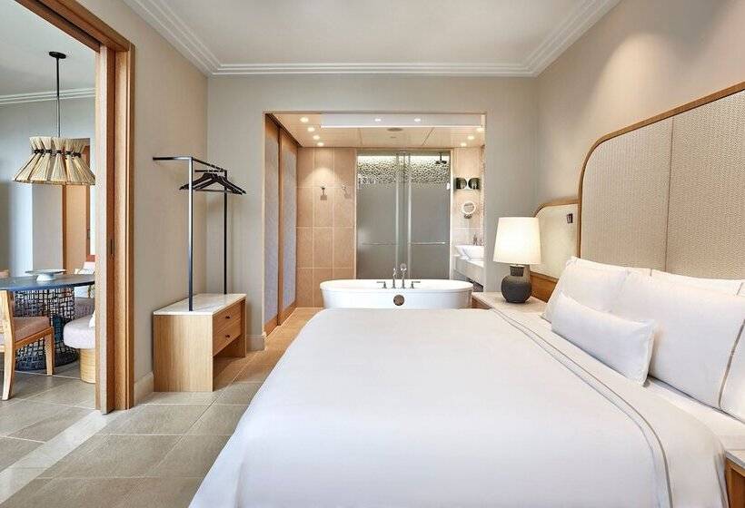 سوییت خانوادگی, The Westin Resort Costa Navarino
