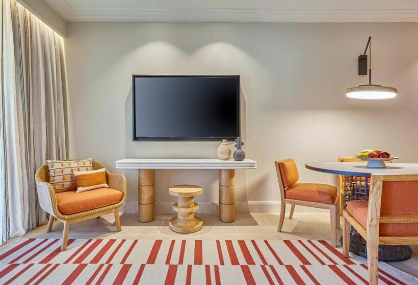سوئیت پریمیوم, The Westin Resort Costa Navarino