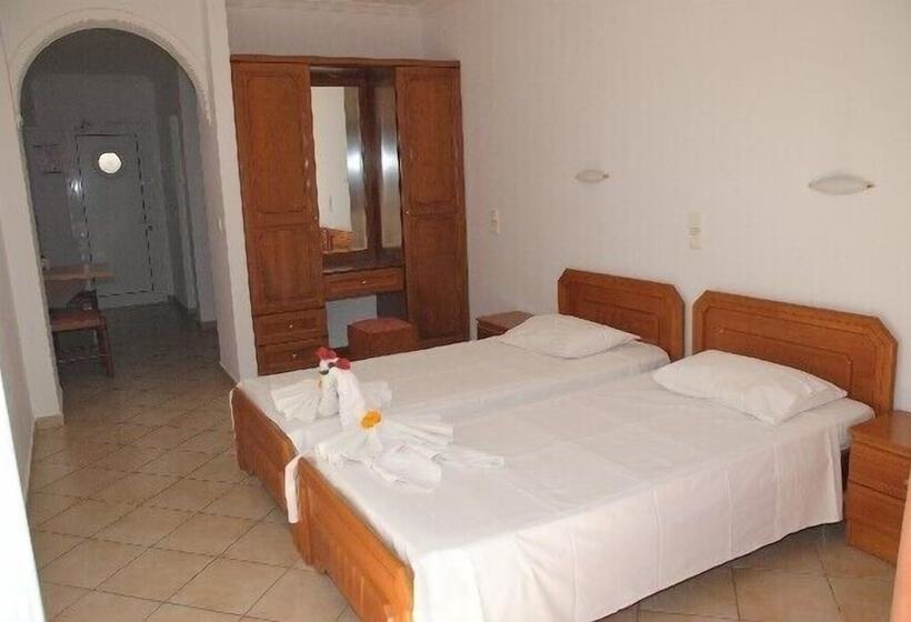 استودیوی استاندارد, Irene Apartments