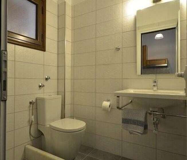 استودیوی استاندارد, Irene Apartments