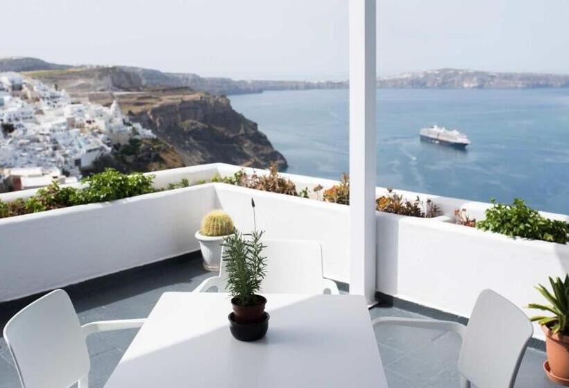 Superior suite with view, Kastro Suites