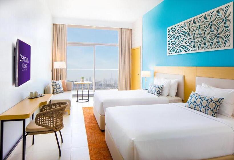家庭间, Centara Mirage Beach Resort Dubai