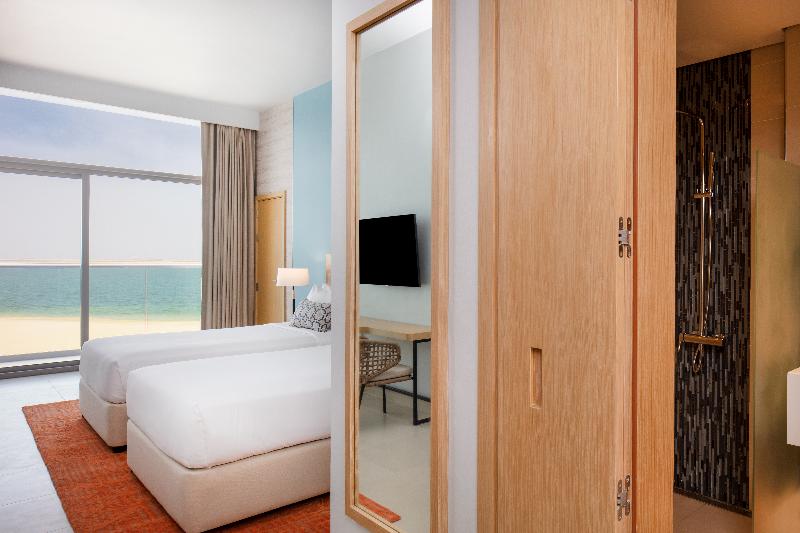 家庭海景房, Centara Mirage Beach Resort Dubai