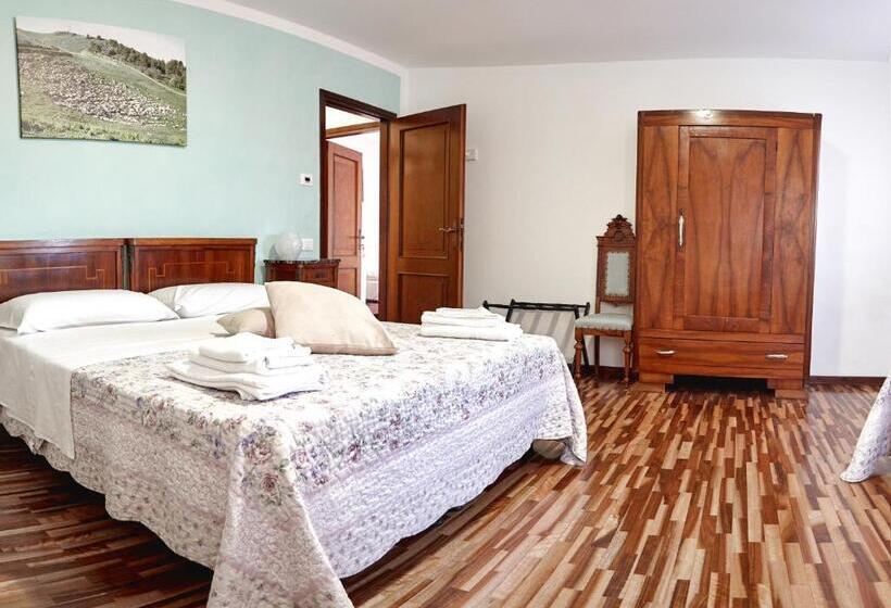 اتاق خانوادگی, Agriturismo La Foscarina