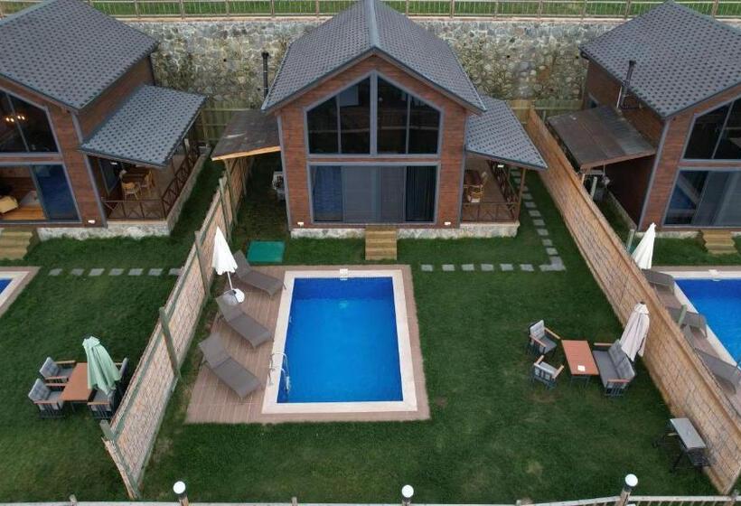 سوییت با استخر, Woodlodge Country Sapanca