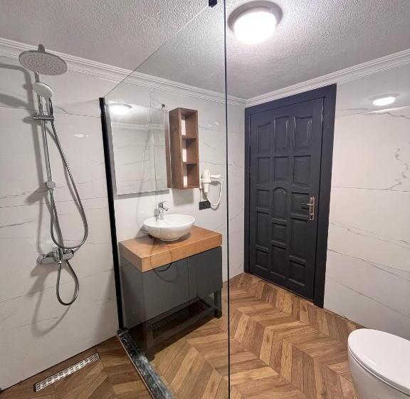بانگلوی لوکس, Woodlodge Country Sapanca