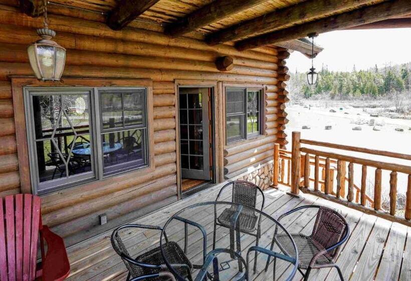 Suite with Terrace, Ampersand Bay Resort