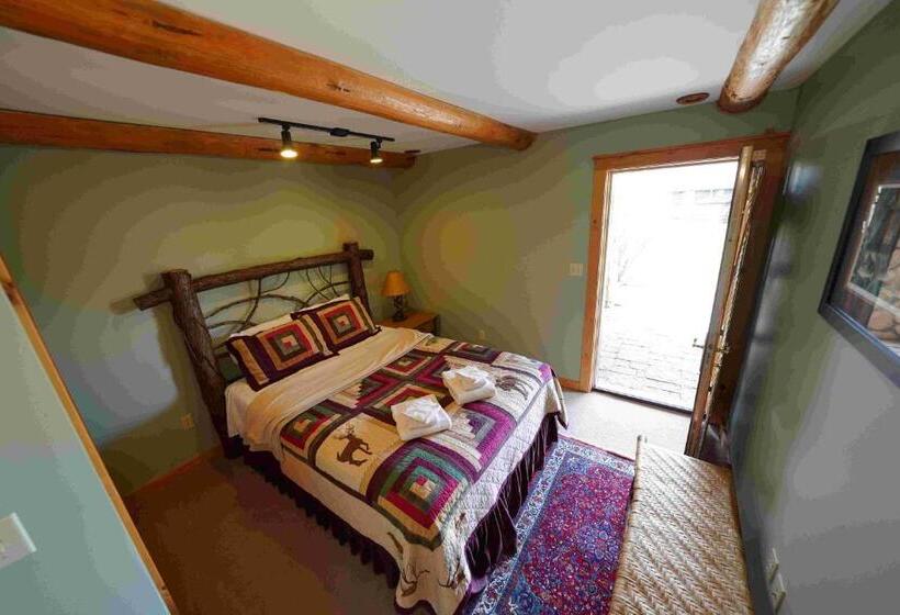 استودیو استاندارد با تراس, Ampersand Bay Resort