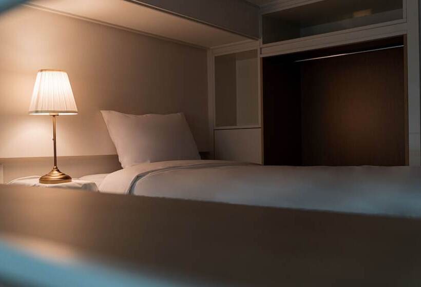 اتاق لوکس با چشم‌انداز دریا, Blue Ocean Residence