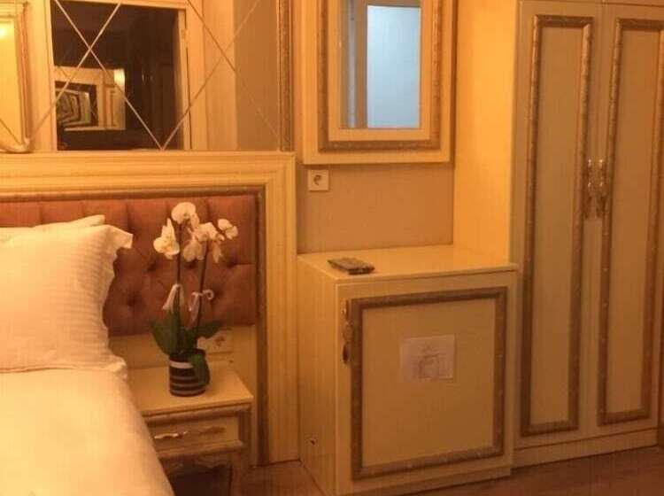 اتاق استاندارد چهار تخته, Golden Hi̇ll Hotel Downtown