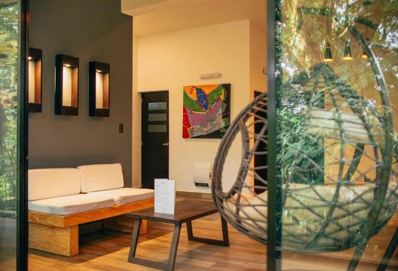 سوییت با چشم‌انداز باغ, Casa 1800 Cerro Verde