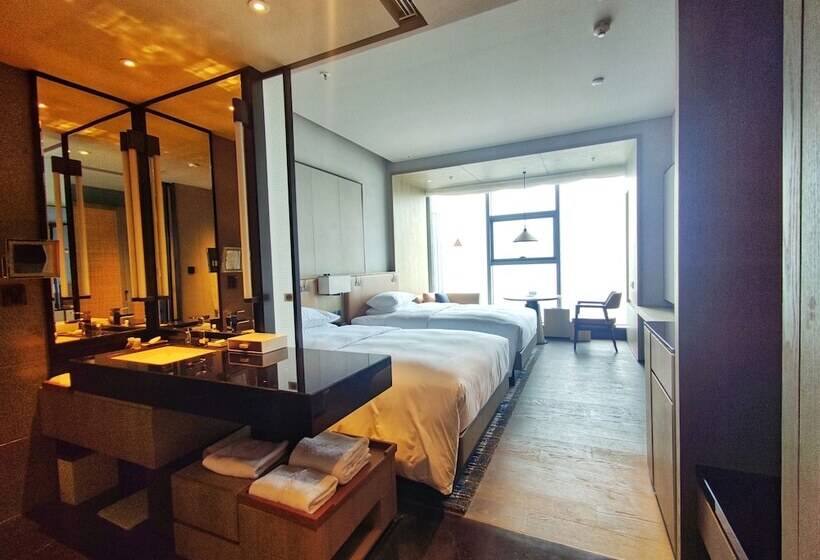 اتاق اجرایی, Courtyard By Marriott Luoyang