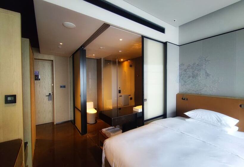 اتاق اجرایی, Courtyard By Marriott Luoyang