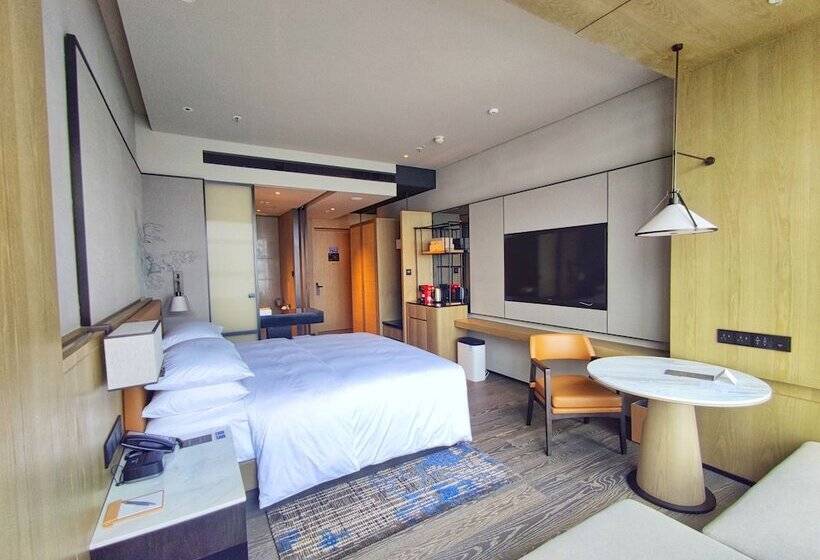 اتاق اجرایی, Courtyard By Marriott Luoyang