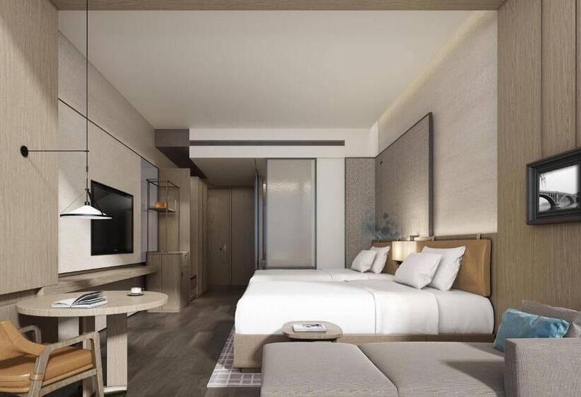 اتاق لوکس, Courtyard By Marriott Luoyang