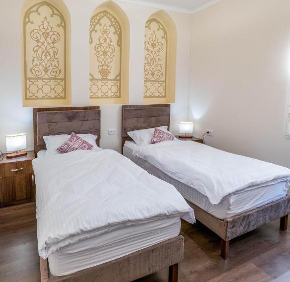 اتاق لوکس, Grand Vizir