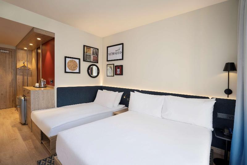اتاق استاندارد با تخت دو نفره بزرگ, Hampton By Hilton Tashkent