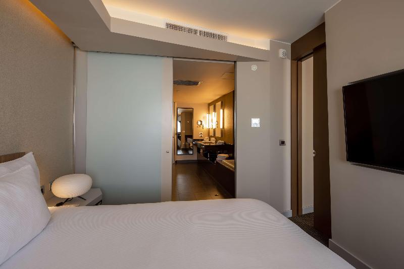 Suite Queen Bed, Hilton Garden Inn Lima Miraflores
