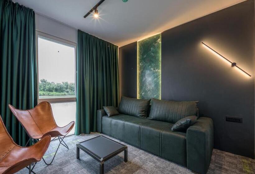 1 Bedroom Apartment River View, Joy 5  & Spa