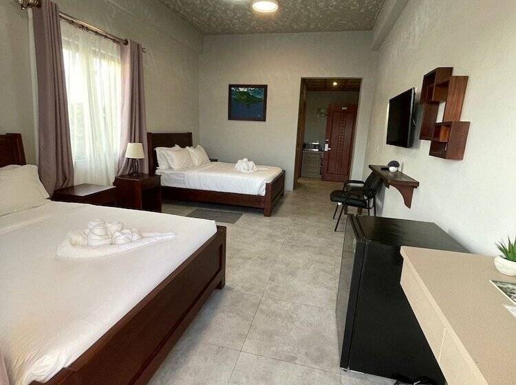 اتاق استاندارد با بالکن, Coral View Hotel & Resort