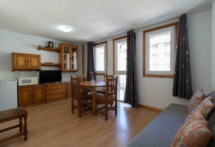 Appartement met 2 Slaapkamers, Apartamentos 3000 Formigal