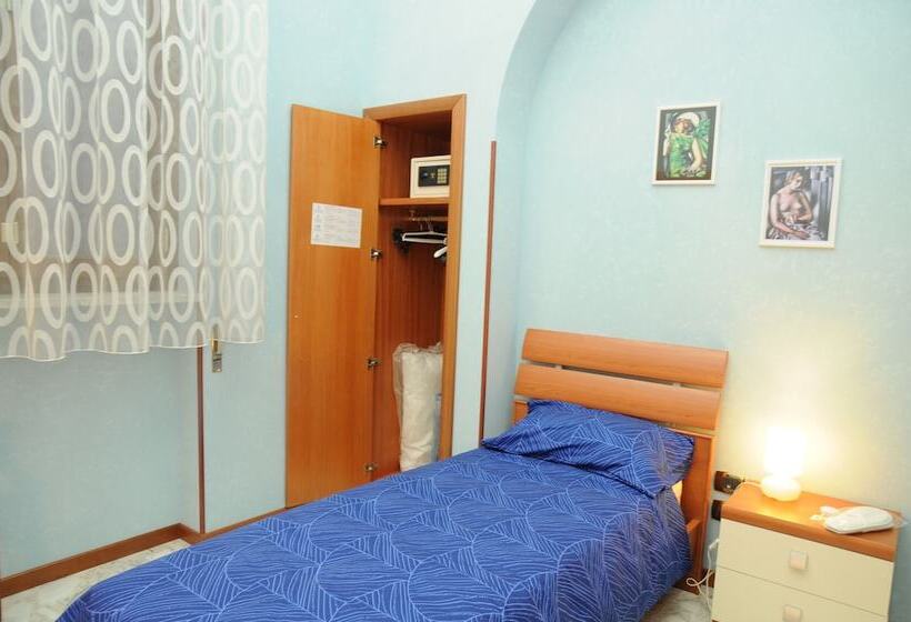 Standard Single Room, Affittacamere Conte Di Cavour