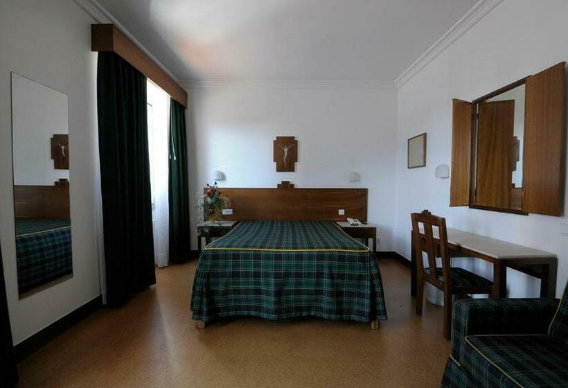 اتاق استاندارد یک نفره, Flag Hotel Fatima Casa Das Irmas Dominicanas