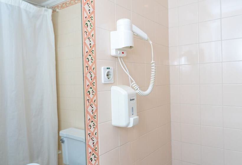 اتاق استاندارد یک نفره, Flag Hotel Fatima Casa Das Irmas Dominicanas