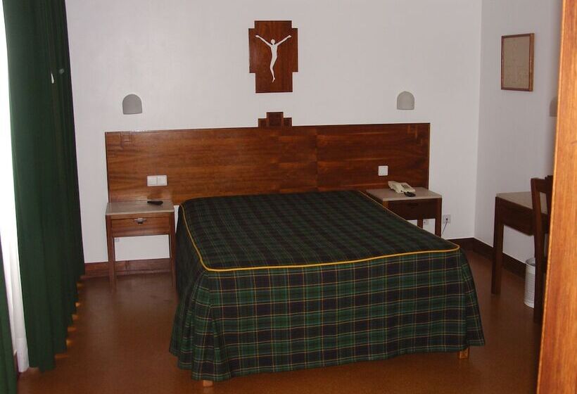 Standard Room, Flag  Fatima Casa Das Irmas Dominicanas