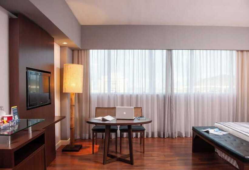 חדר דלוקס, Golden Tulip Porto Vitoria