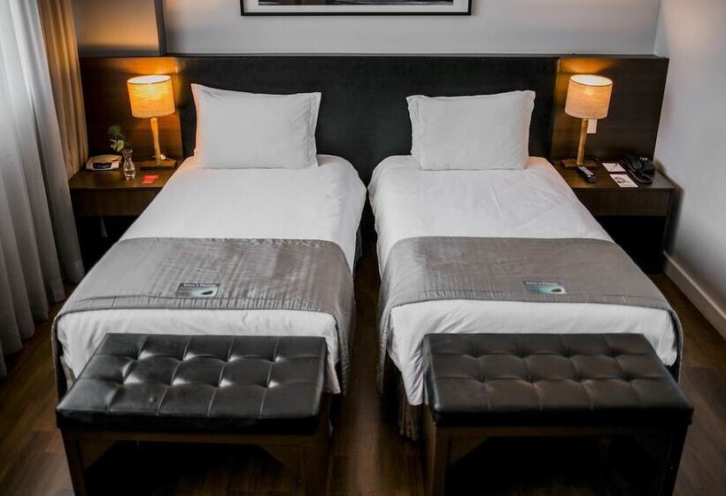 חדר דלוקס, Golden Tulip Porto Vitoria